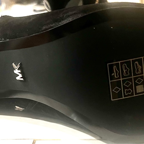 Michael Kors” Harper” booties - Picture 5 of 5